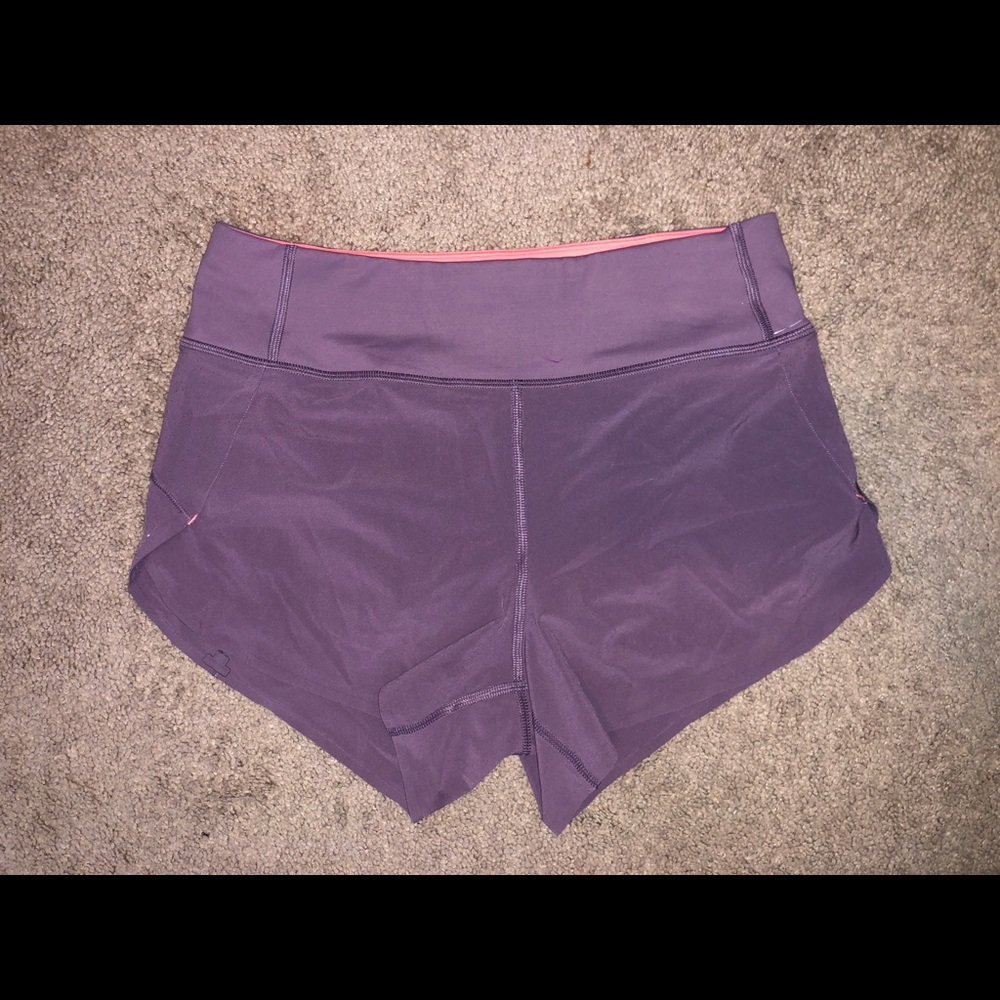athelta mauve run with it 3” shorts